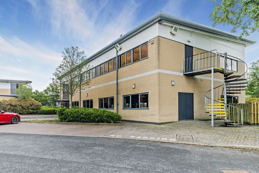 Daten Ave, Warrington for sale - Primary Photo - Image 1 of 1