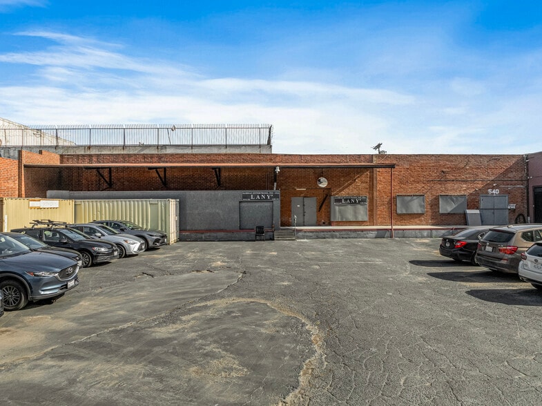 DTLA Turnkey Industrial or Redevelopment portfolio of 2 properties for sale on LoopNet.com - Aerial Video - Image 2 of 37