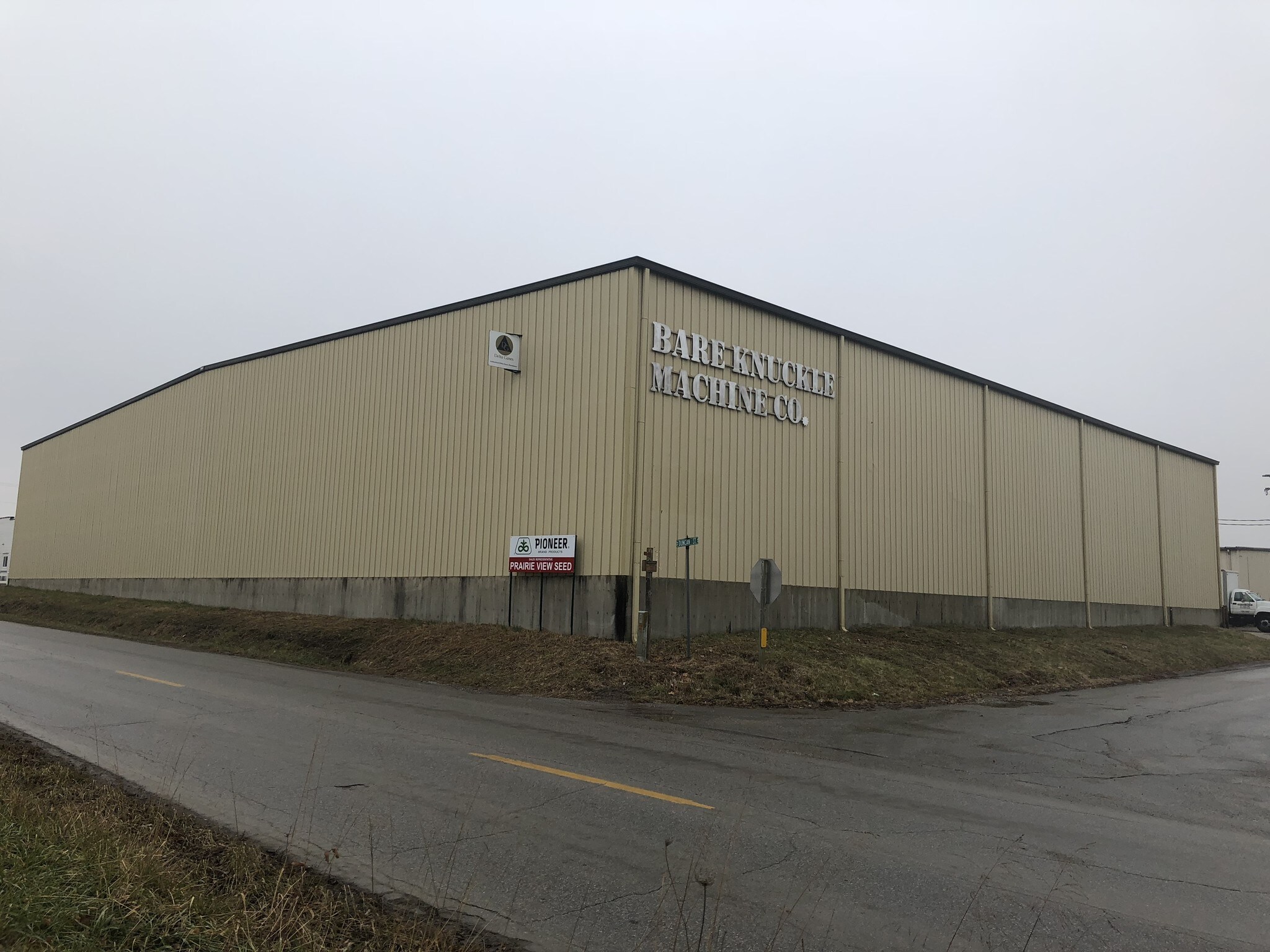 324 Main St, Hawk Point, MO for sale Building Photo- Image 1 of 1