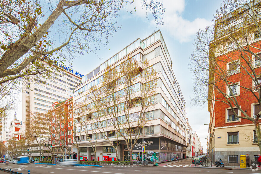 Calle De La Princesa, 31, Madrid, Madrid for lease - Primary Photo - Image 1 of 4