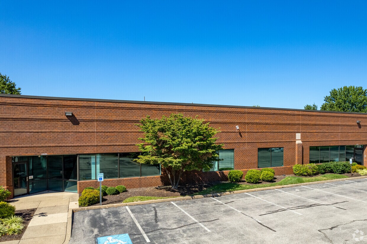 550 Blair Mill Rd, Horsham, PA 19044 Industrial