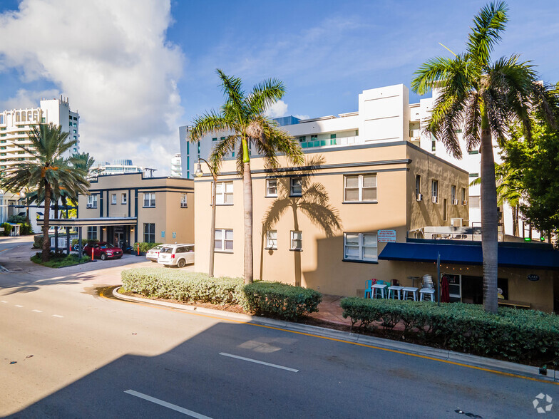 6300 Collins Ave, Miami Beach, FL for sale - Building Photo - Image 2 of 10