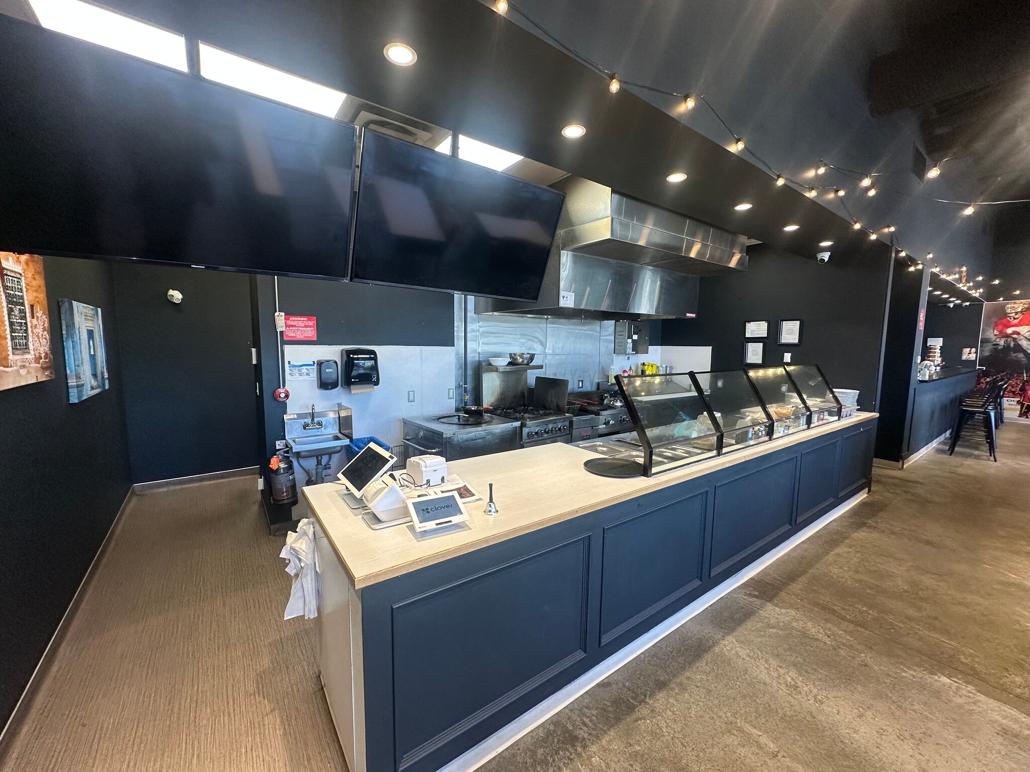 107 17th Ave, Calgary, AB for lease Building Photo- Image 1 of 10