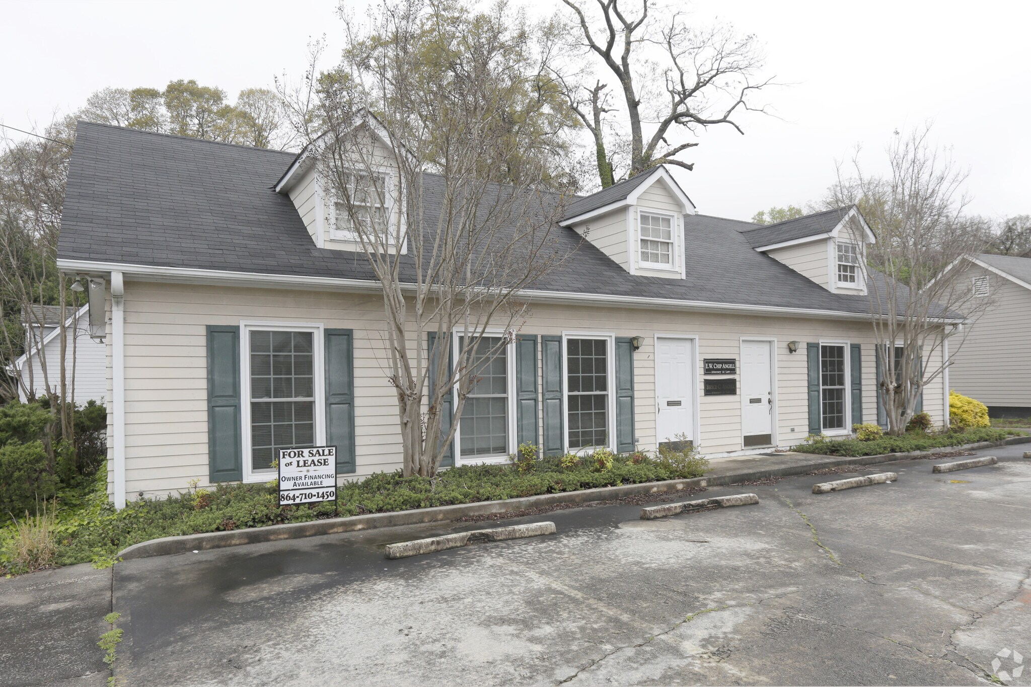 17 Wall Street Way, Toccoa, GA for sale Primary Photo- Image 1 of 1