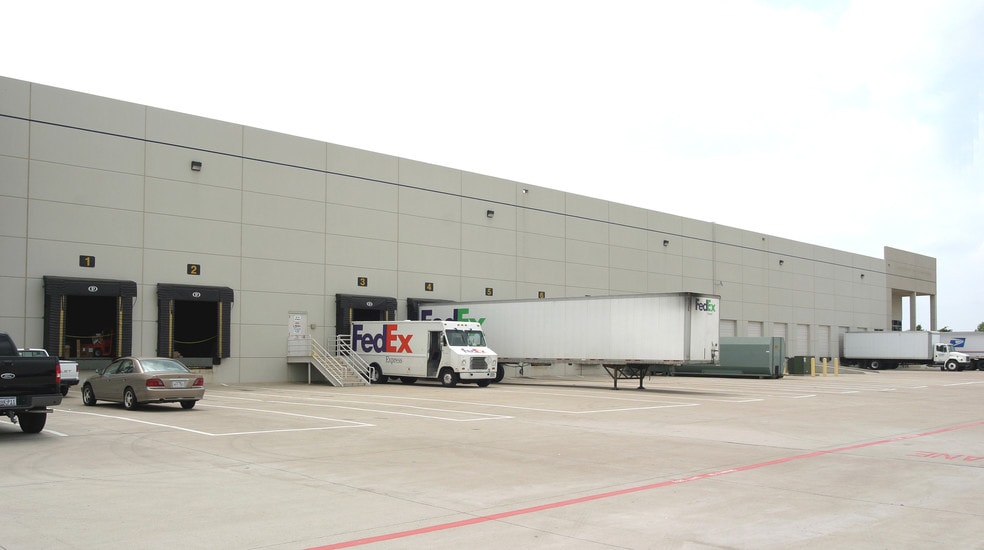 2920 N State Highway 360, Grand Prairie, TX for lease - Other - Image 2 of 5