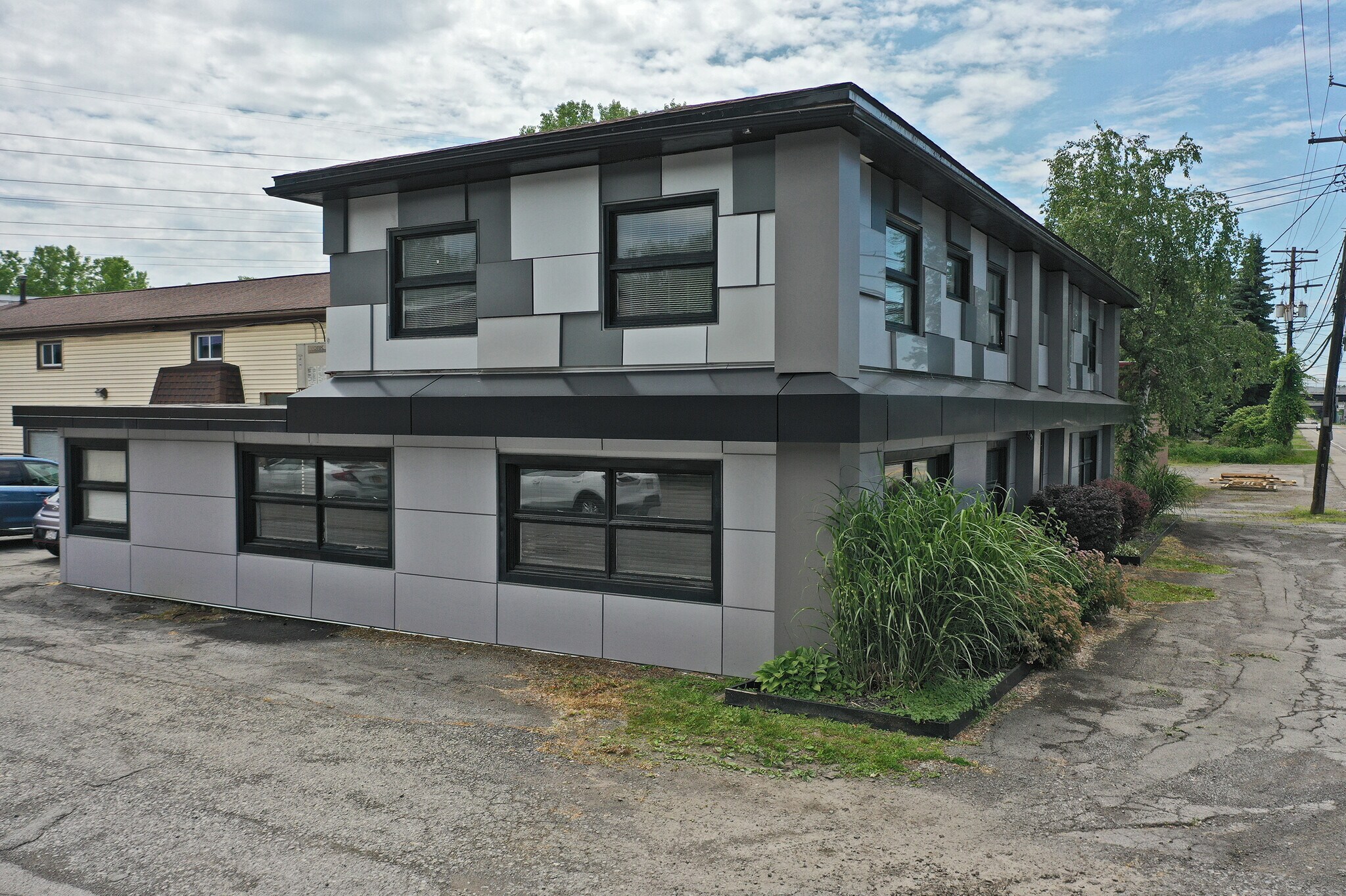 609 Indian Church Rd, West Seneca, NY for sale Building Photo- Image 1 of 1