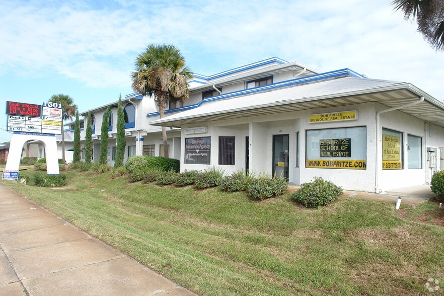 1501 Ridgewood Ave, Daytona Beach, FL for lease - Primary Photo - Image 1 of 32