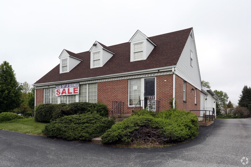3250 Concord Rd, Aston, PA 19014