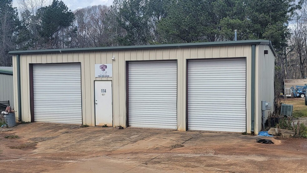 114 Village Ln, Eatonton, GA 31024