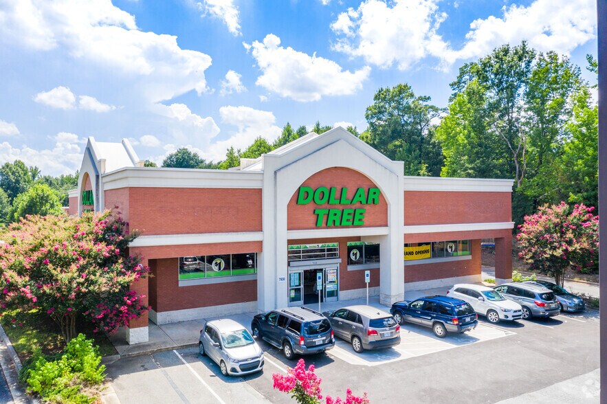 7930 Idlewild Rd, Charlotte, NC 28212 DOLLAR TREE