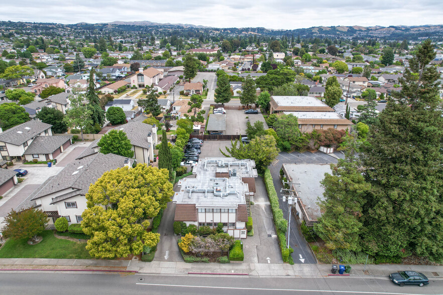 19830 Lake Chabot Rd, Castro Valley, CA for sale - Building Photo - Image 3 of 20