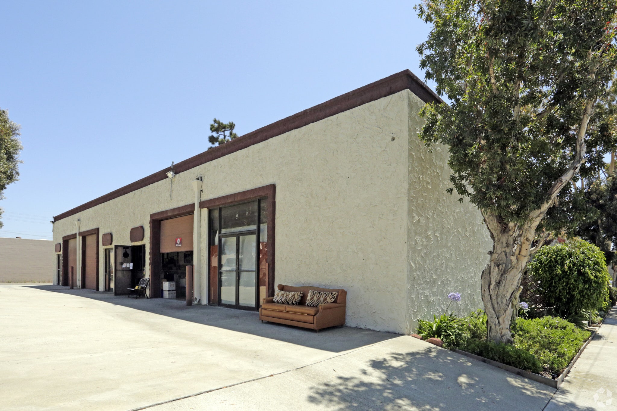 1412 Tower Sq, Ventura, CA for lease Primary Photo- Image 1 of 4