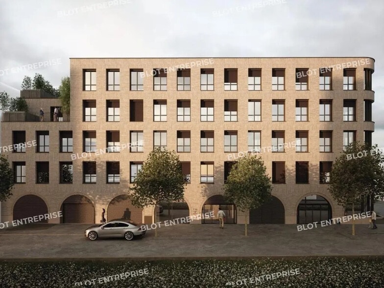 Office in Nantes for lease - Building Photo - Image 2 of 8