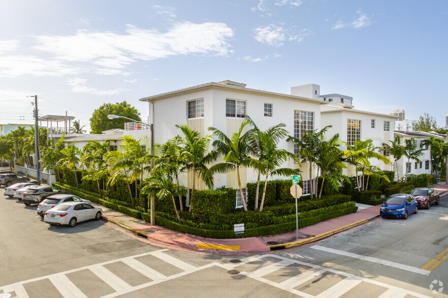 8035-8045 Abbott Ave, Miami Beach, FL for sale - Primary Photo - Image 1 of 26