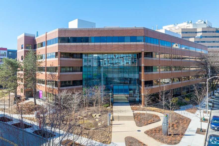 100 Cambridgepark Dr, Cambridge, MA for sale - Primary Photo - Image 1 of 1