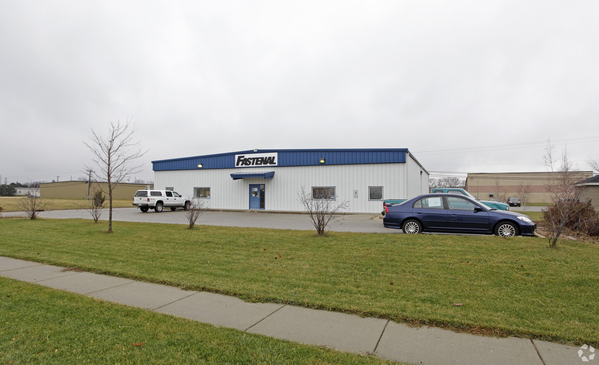 1211 Hobbs Dr, Delavan, WI for sale Primary Photo- Image 1 of 5