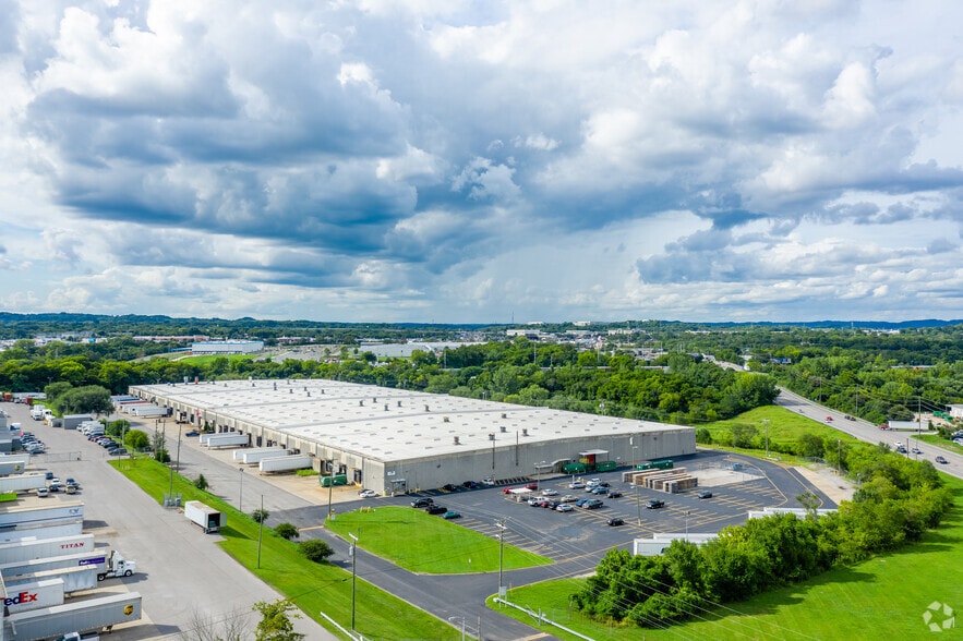 538 Myatt Dr, Madison, TN for lease - Aerial - Image 3 of 8