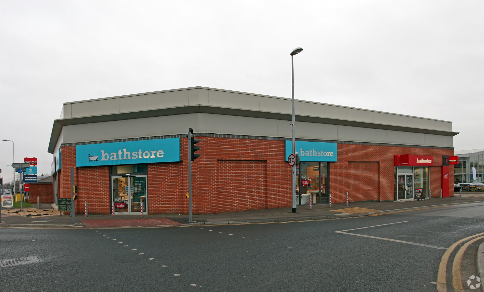 125 London Rd, Newbury for sale Primary Photo- Image 1 of 1