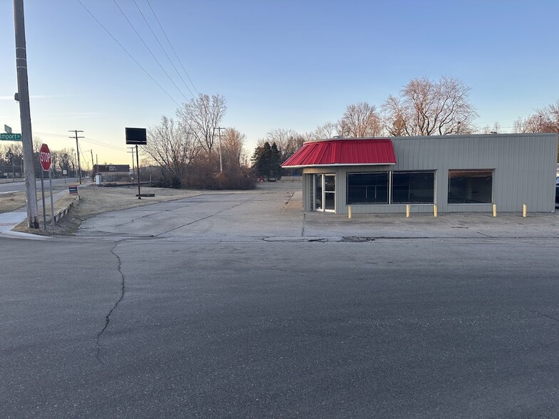 3516 Elmport Rd, Bridgeport, MI for sale - Building Photo - Image 3 of 22