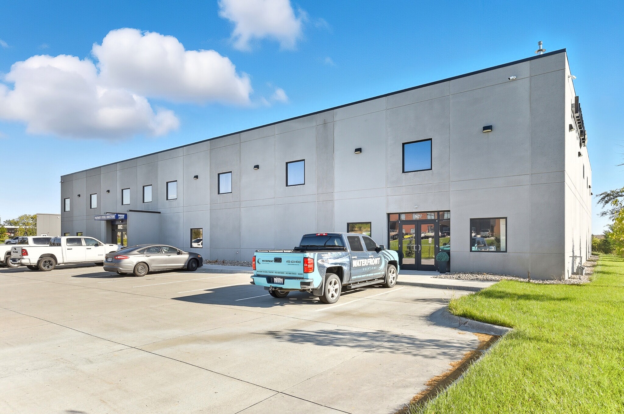 14217 S 220th St, Gretna, NE for lease Building Photo- Image 1 of 31