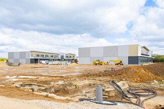 More details for 66 Avenue De La Plesse, Villejust - Flex for Sale