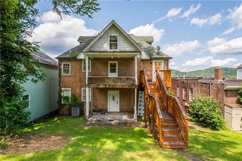 626 5th Ave, Coraopolis, PA for sale - Building Photo - Image 3 of 46