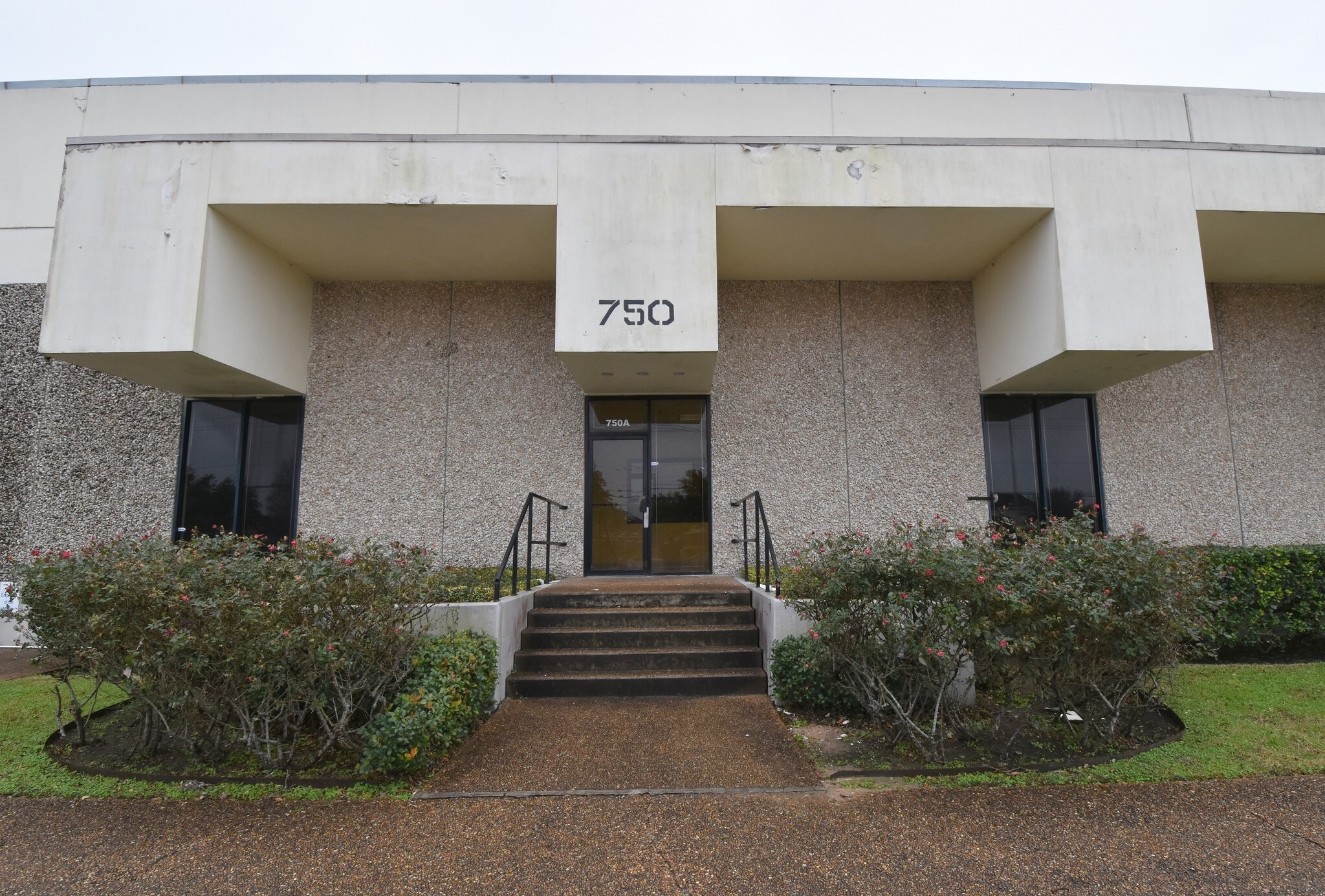 750 Almeda Genoa Rd, Houston, TX 77047