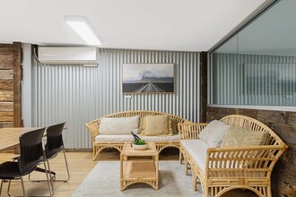 12 Hayter St, Currumbin Waters for lease Interior Photo- Image 2 of 8