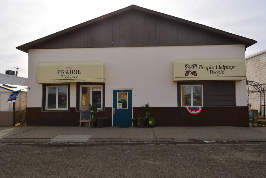 311 Main St, Circle, MT for sale - Primary Photo - Image 1 of 1