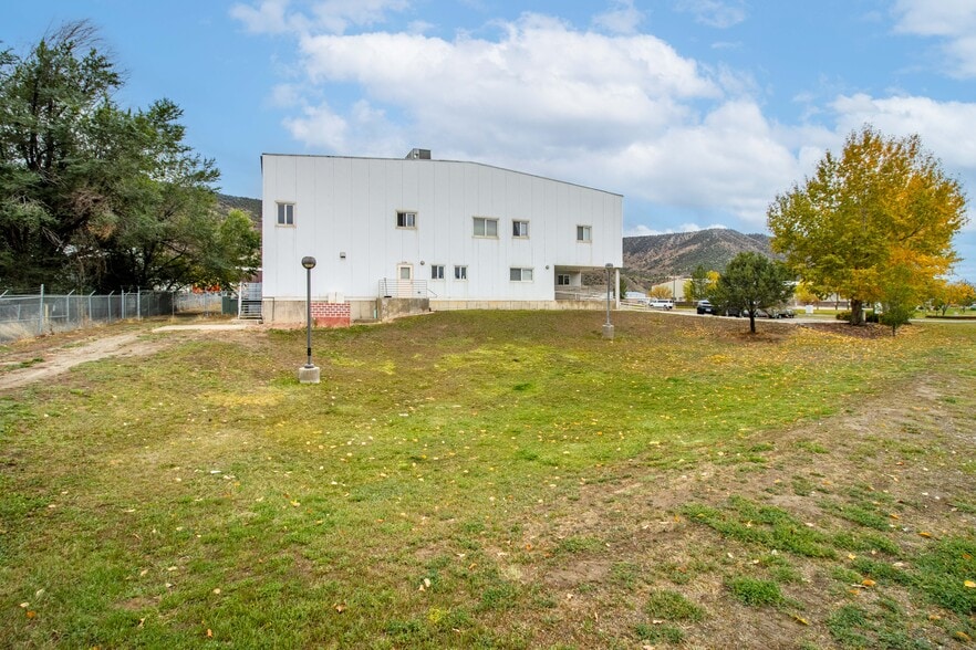 2127 Airport Rd, Rifle, CO for sale - Building Photo - Image 3 of 12