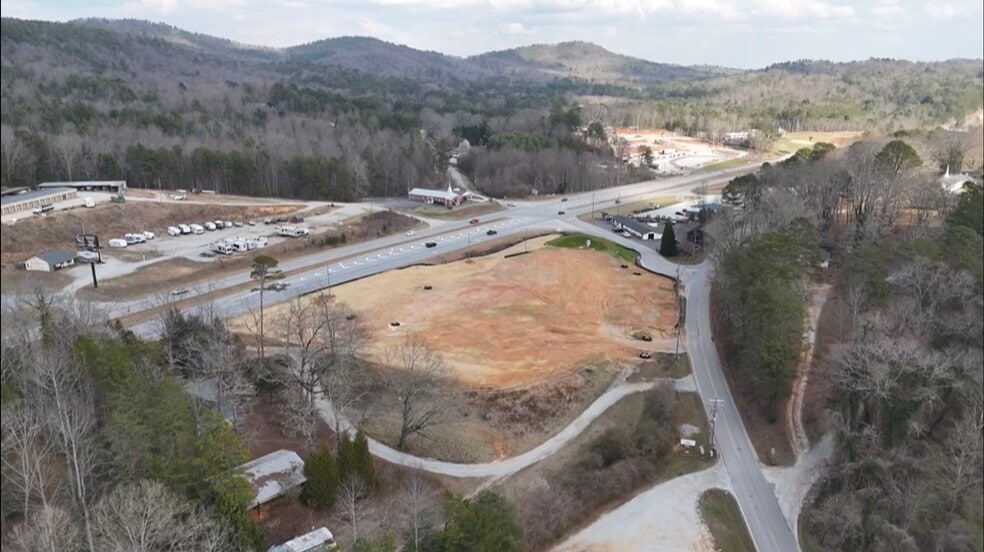 6094 US Highway 441 Lakemont Georgia 30552, Lakemont, GA for sale - Building Photo - Image 2 of 12