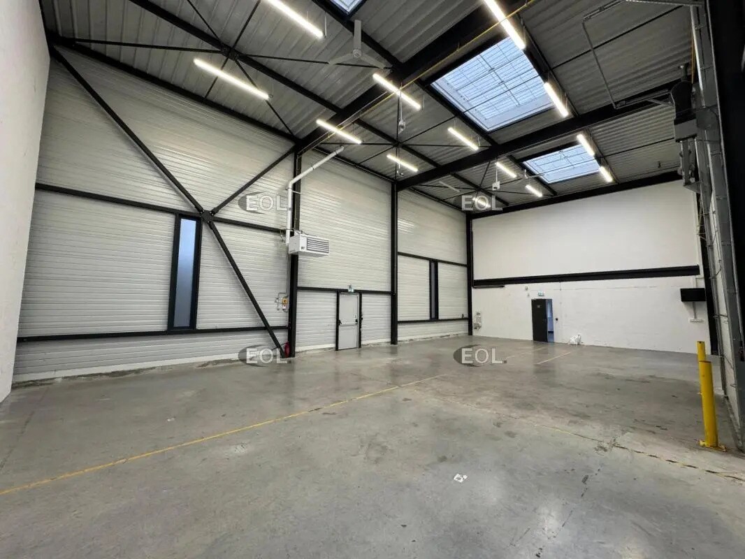 Flex in Fontenay-Trésigny for sale Interior Photo- Image 1 of 6