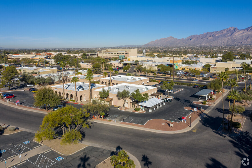 2355 N Ferguson Ave, Tucson, AZ for lease - Building Photo - Image 2 of 3