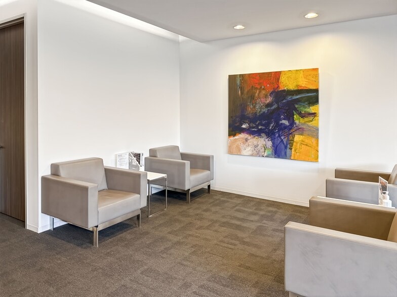 9121 Anson Way, Raleigh, NC for lease - Interior Photo - Image 3 of 9