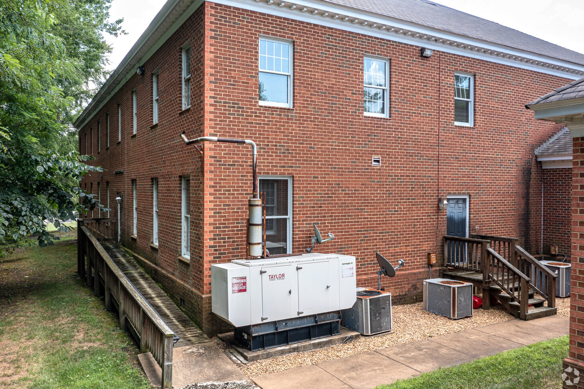 12201 Gayton Rd, Richmond, VA 23238 Gayton Executive Center