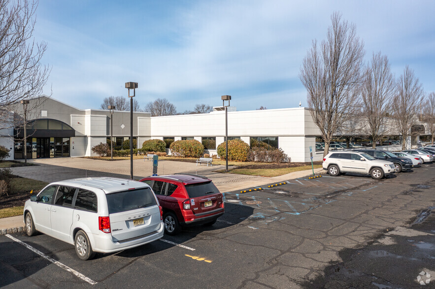 41 Spring St, New Providence, NJ for lease - Building Photo - Image 2 of 13