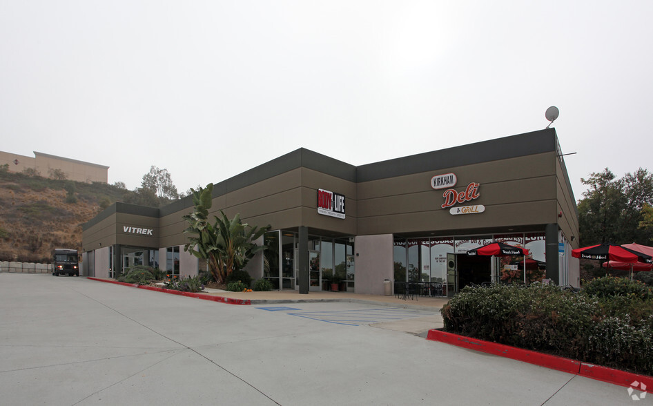 12169 Kirkham Rd, Poway, CA for lease - Primary Photo - Image 1 of 3