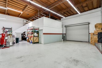 1305-1331 Rollins Rd, Burlingame, CA for lease Interior Photo- Image 2 of 5