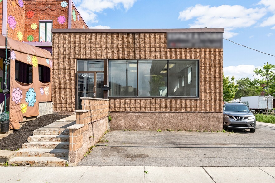5215-5217 Rue de la Savane, Montréal, QC for sale - Building Photo - Image 1 of 1