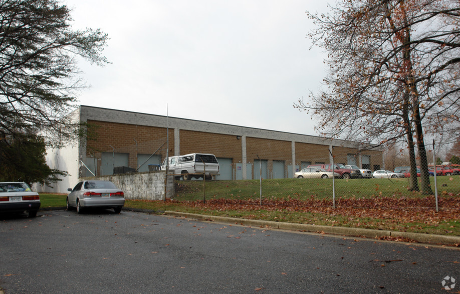 9215 51st Ave, College Park, MD for lease - Building Photo - Image 3 of 5