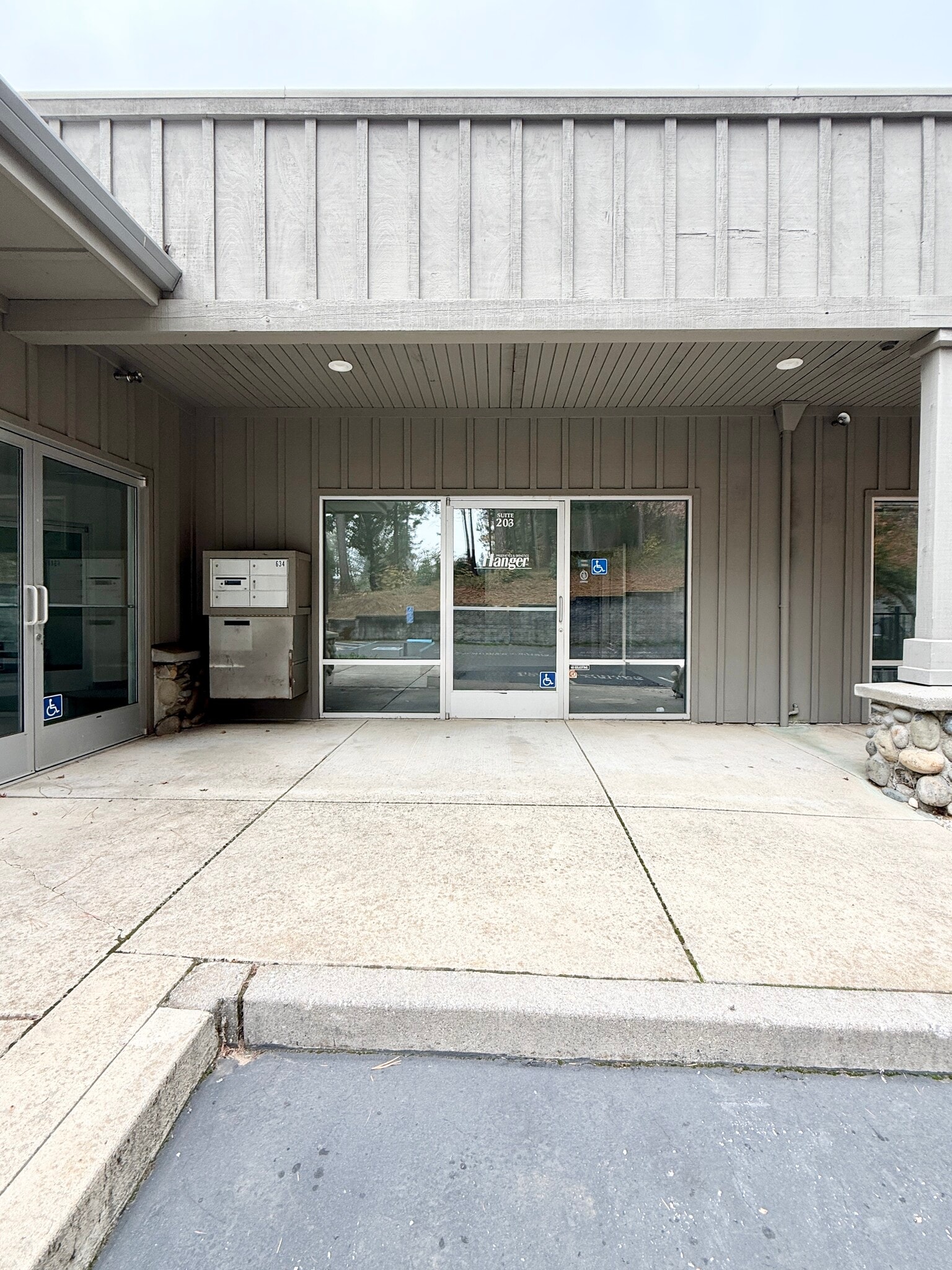 375 Brunswick Rd, Grass Valley, CA for lease Interior Photo- Image 1 of 17