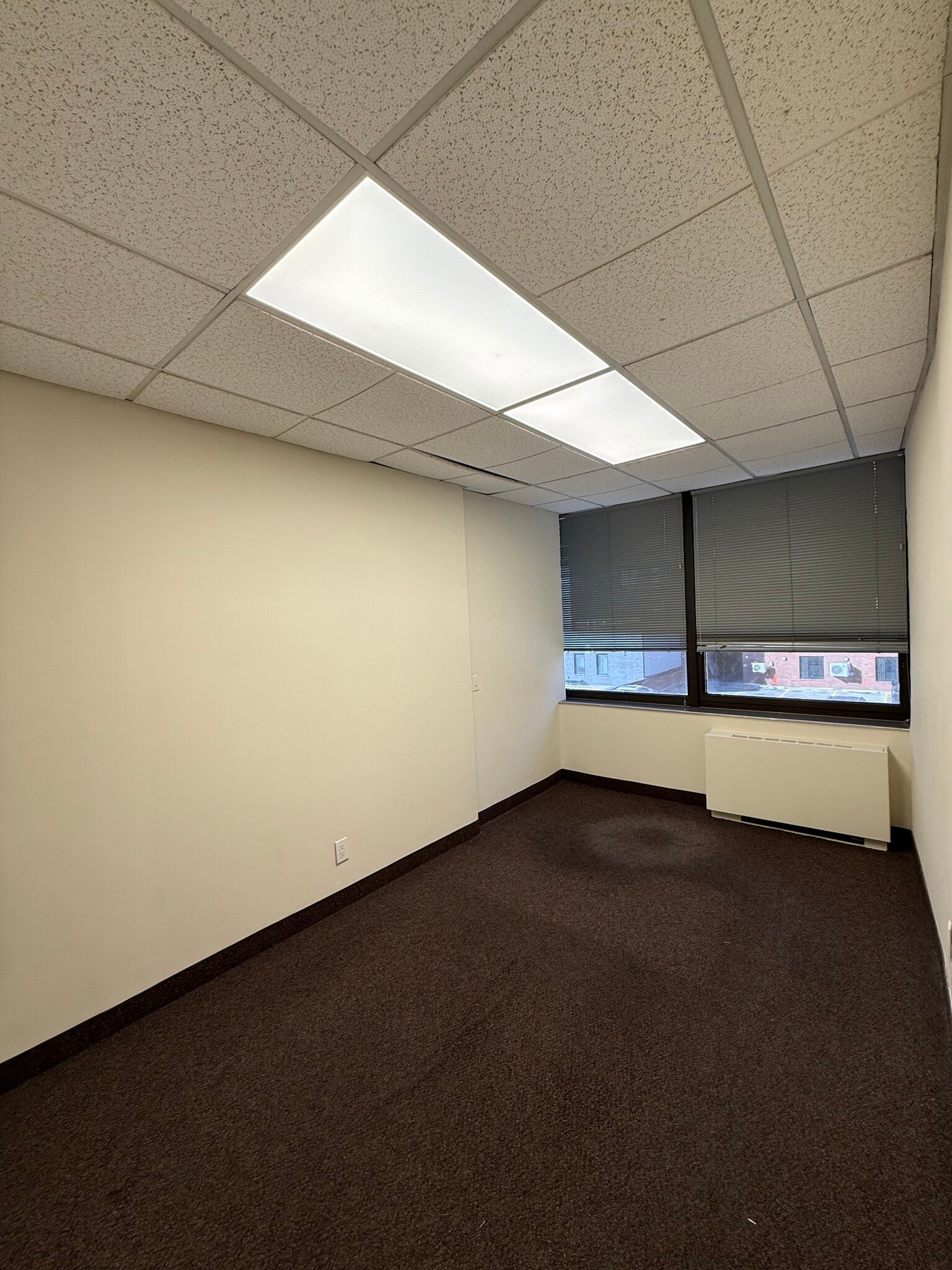 175-55-175-61 Hillside Ave, Jamaica, NY for lease Interior Photo- Image 1 of 7