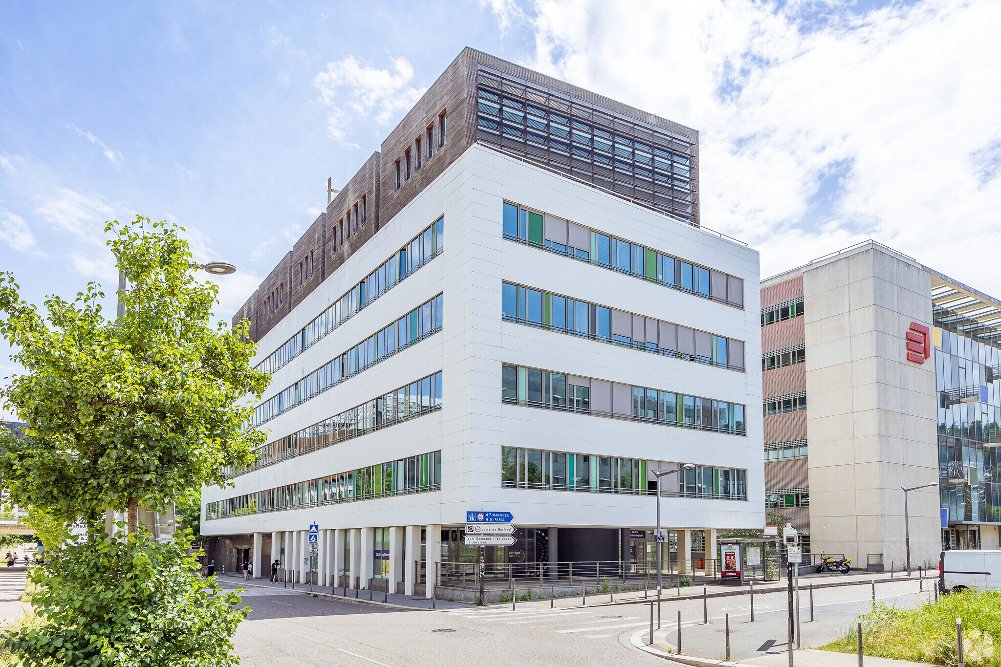 8 Rue Paul Montrochet, Lyon for lease Primary Photo- Image 1 of 3