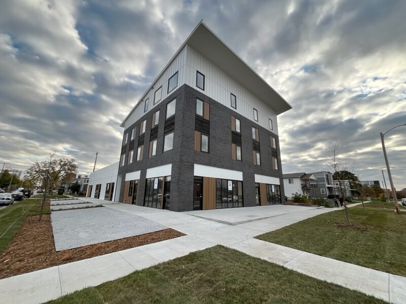 335 N 23rd St, Lincoln, NE for lease Building Photo- Image 1 of 13