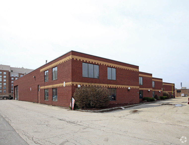 191 Vinyl Ct, Vaughan, ON for lease - Primary Photo - Image 2 of 4