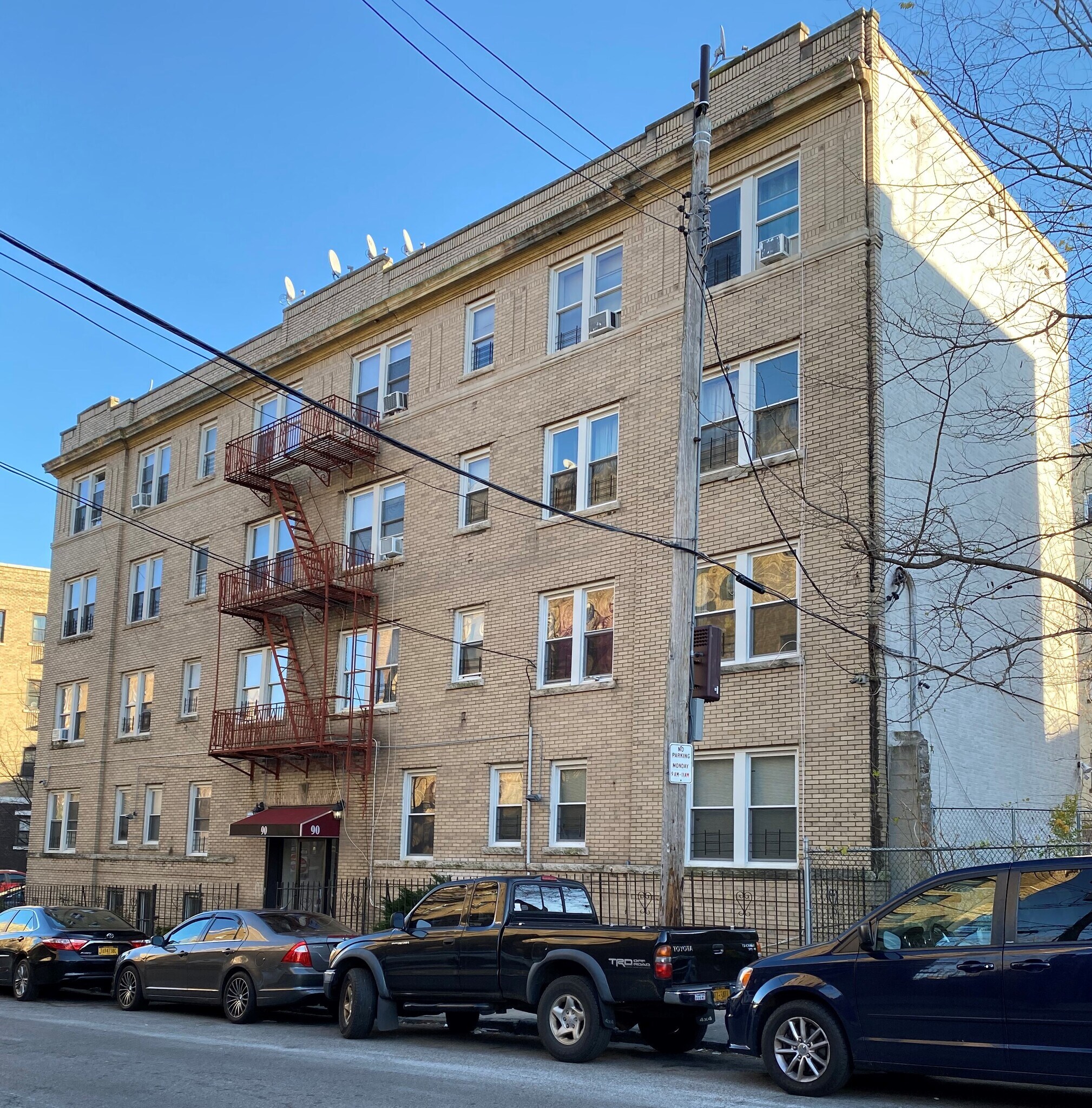 120 Apt Units in Yonkers Yonkers, NY for Sale