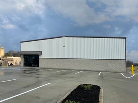 255 Needmore Rd, Clarksville TN - Warehouse