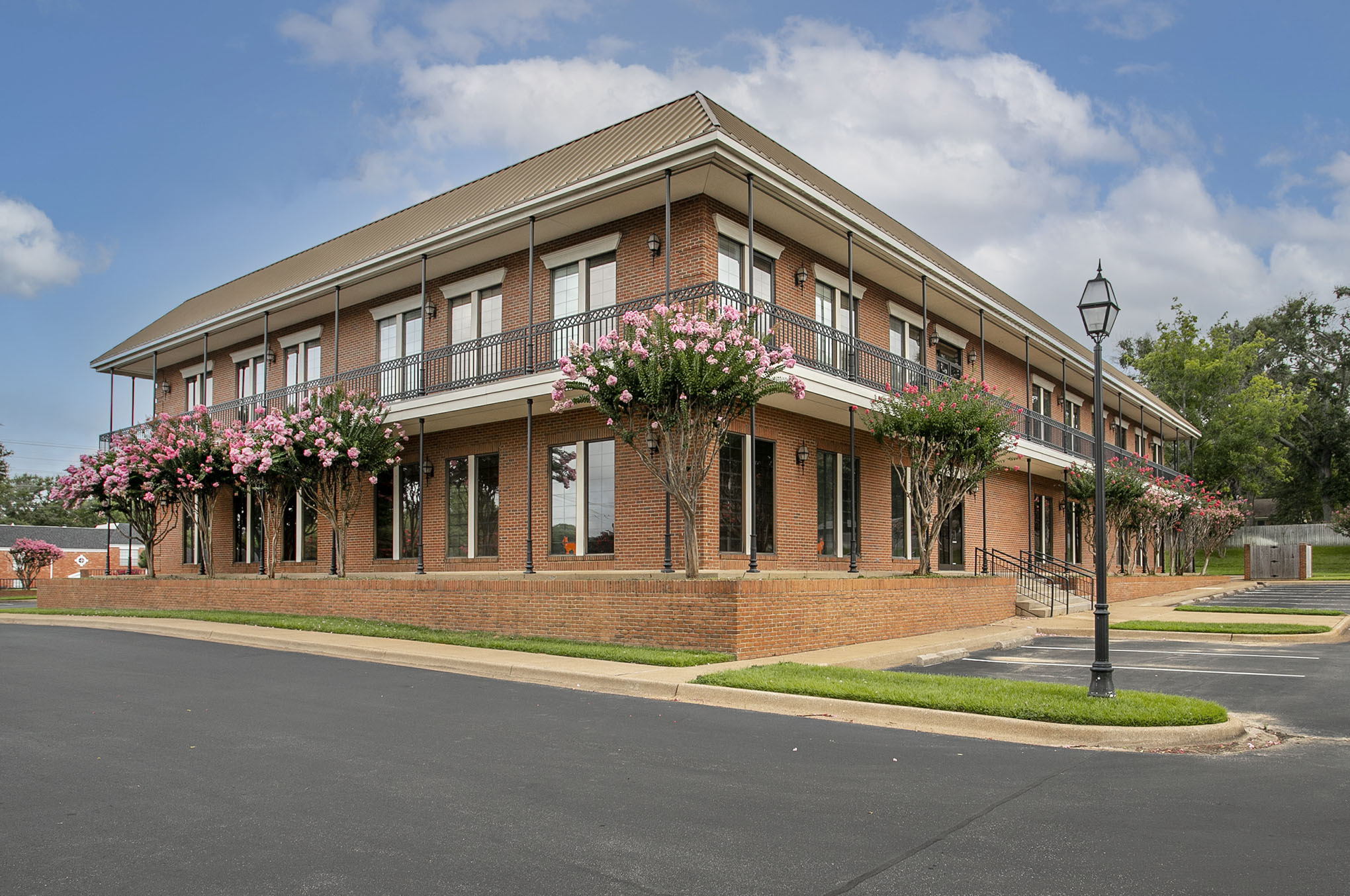 3300 S Broadway Ave, Tyler, TX for lease Building Photo- Image 1 of 23