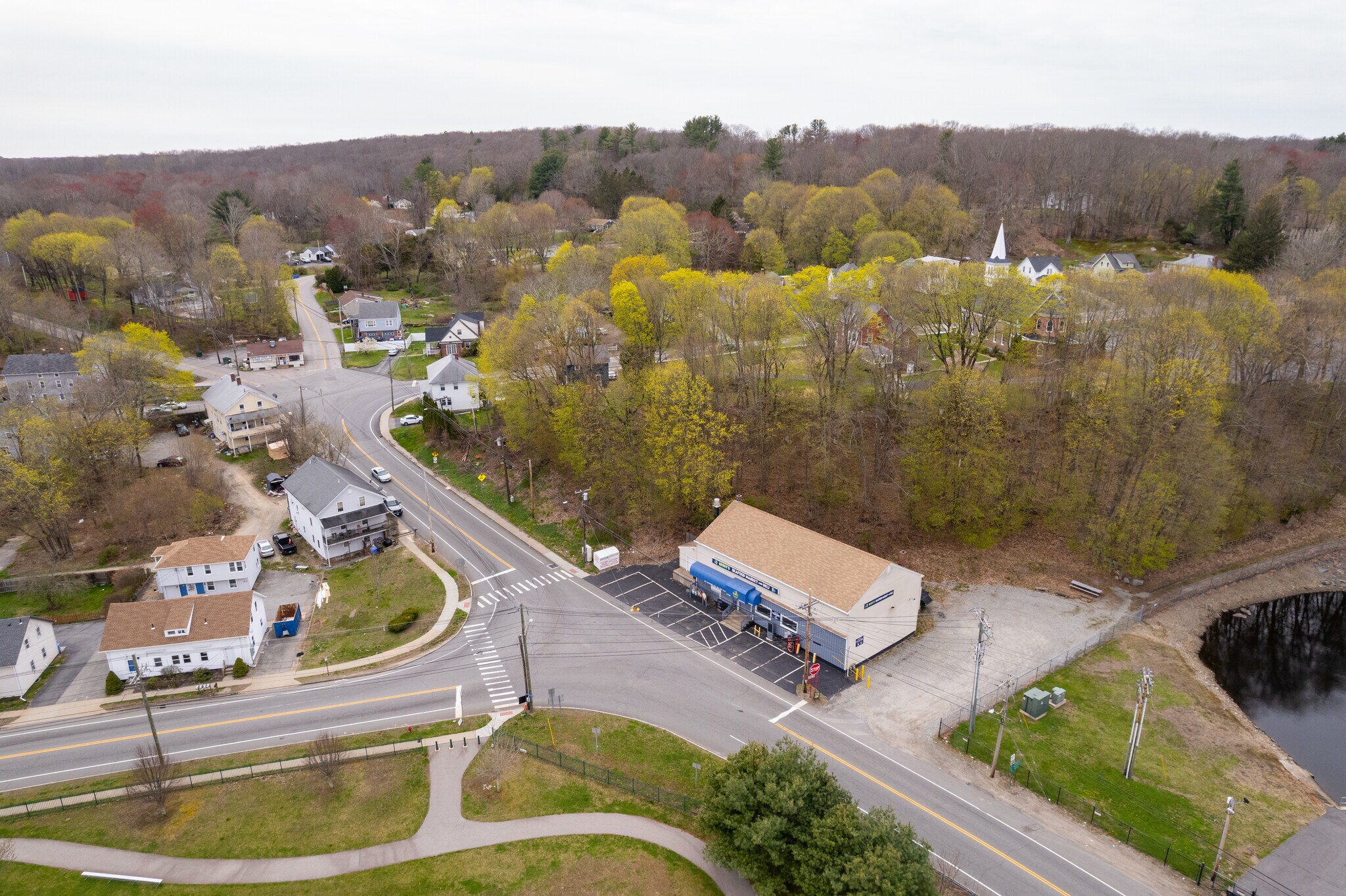 1 Bridge St, Norwich, CT 06360 Brody's Seafood Market & Deli