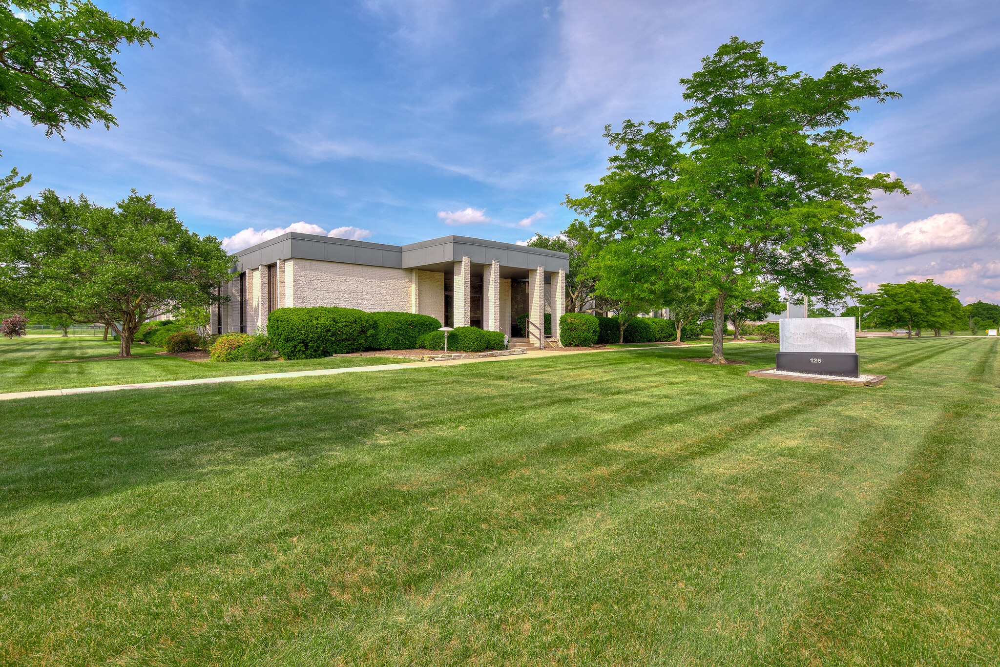 125 Lena Dr, Aurora, OH for lease Building Photo- Image 1 of 7